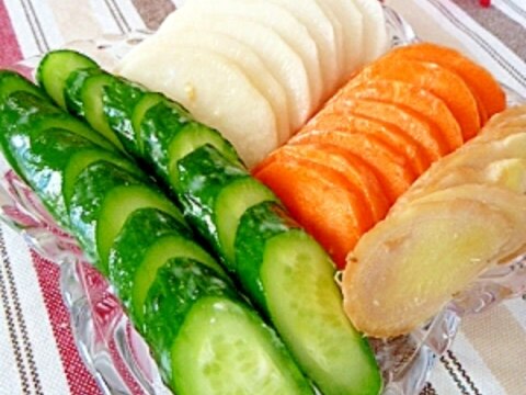 自家製★粕漬けの素で「色々野菜の粕漬け」